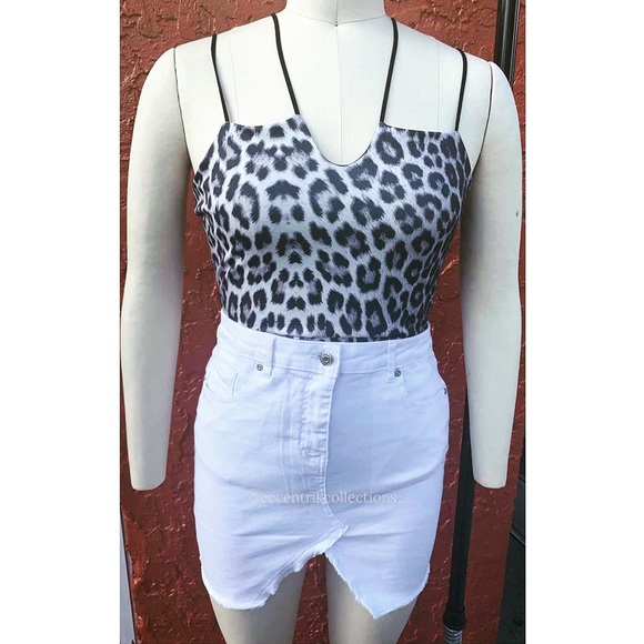 Double Strap Leopard Print Bodysuit - Picture 1 of 4